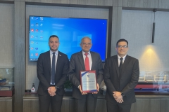 From the left: Consul General of Panama Mr. Jaime Andres Campuzano, General Manager of Fleet Management Capt. M. Santhya, Segumar Chief Officer Ing. Rolando Hernandez
